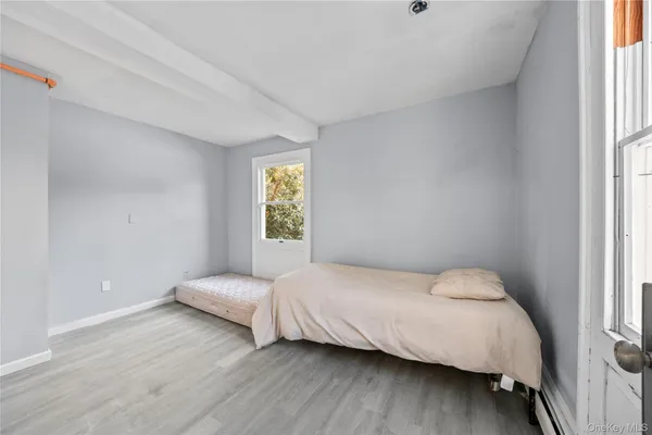 $15,000 | 996 Haverstraw Road, Suffern, NY 10901