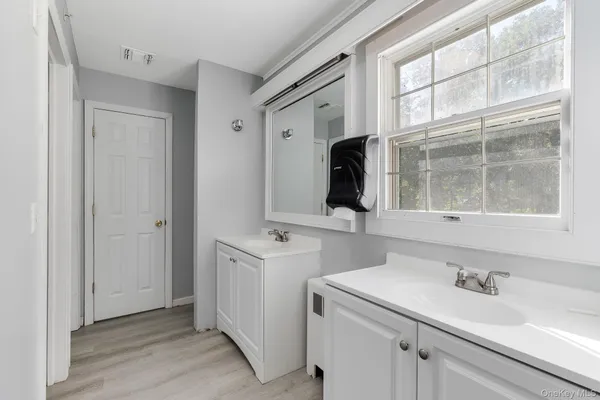 $15,000 | 996 Haverstraw Road, Suffern, NY 10901