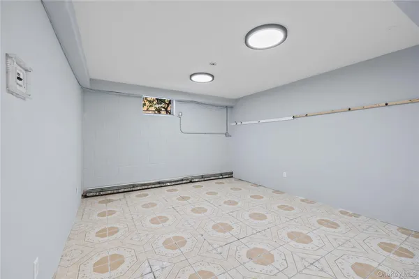 $15,000 | 996 Haverstraw Road, Suffern, NY 10901