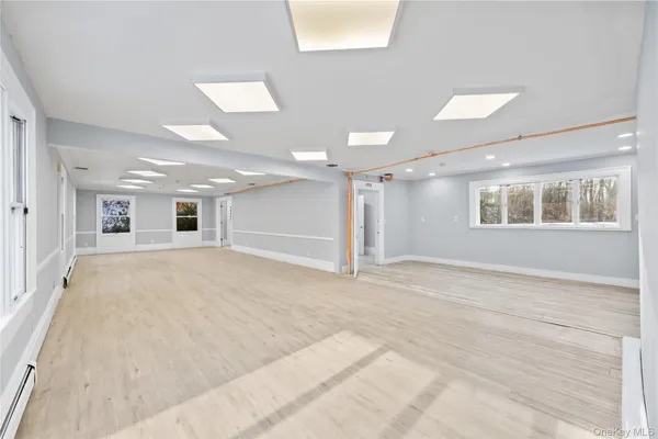 $15,000 | 996 Haverstraw Road, Suffern, NY 10901