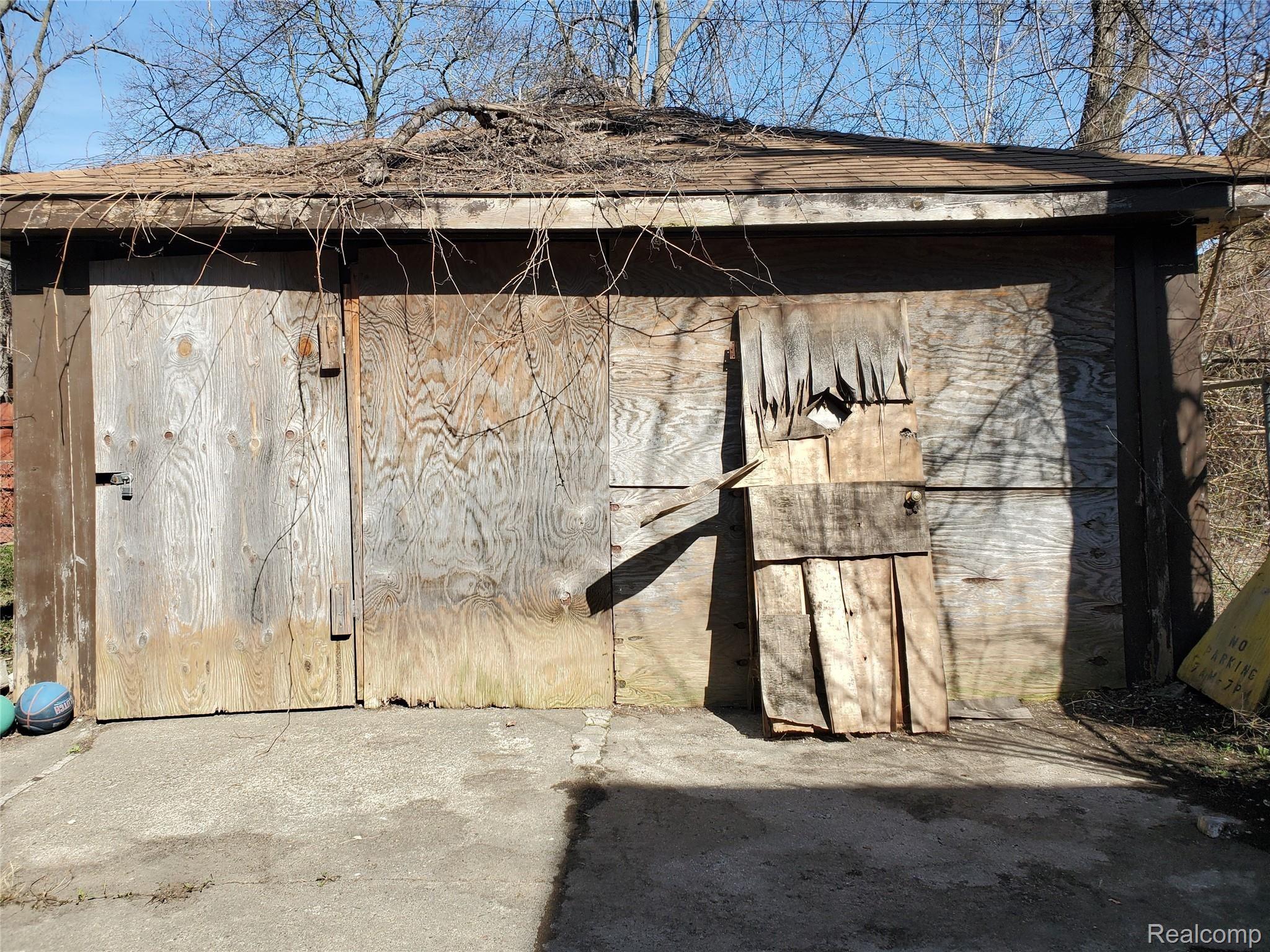 14650 Rutherford Street Detroit, MI 48227 - Photo 21 of 21 20220412_160944.jpg