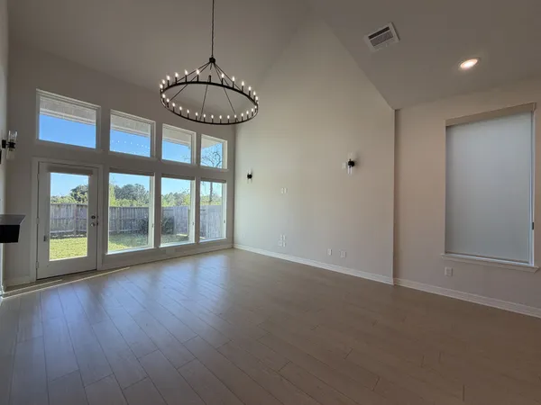 $3,250 | 368 Mallorn Lane, Montgomery, TX 77316