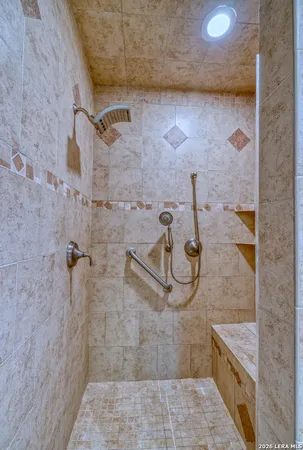 $749,900 | 190 Fm 2748, Concan, TX 78838