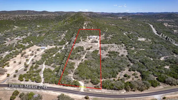 $749,900 | 190 Fm 2748, Concan, TX 78838