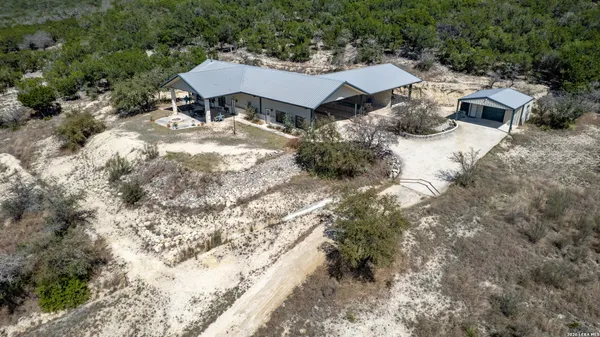 $749,900 | 190 Fm 2748, Concan, TX 78838