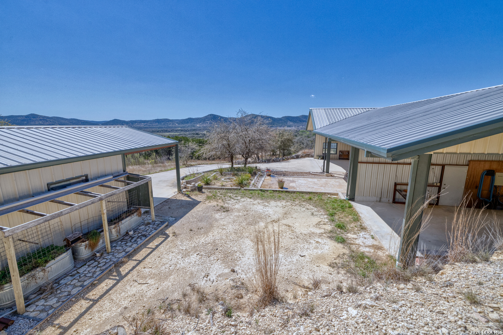 190 Fm 2748 Concan, TX 78838 - Photo 9 of 51
