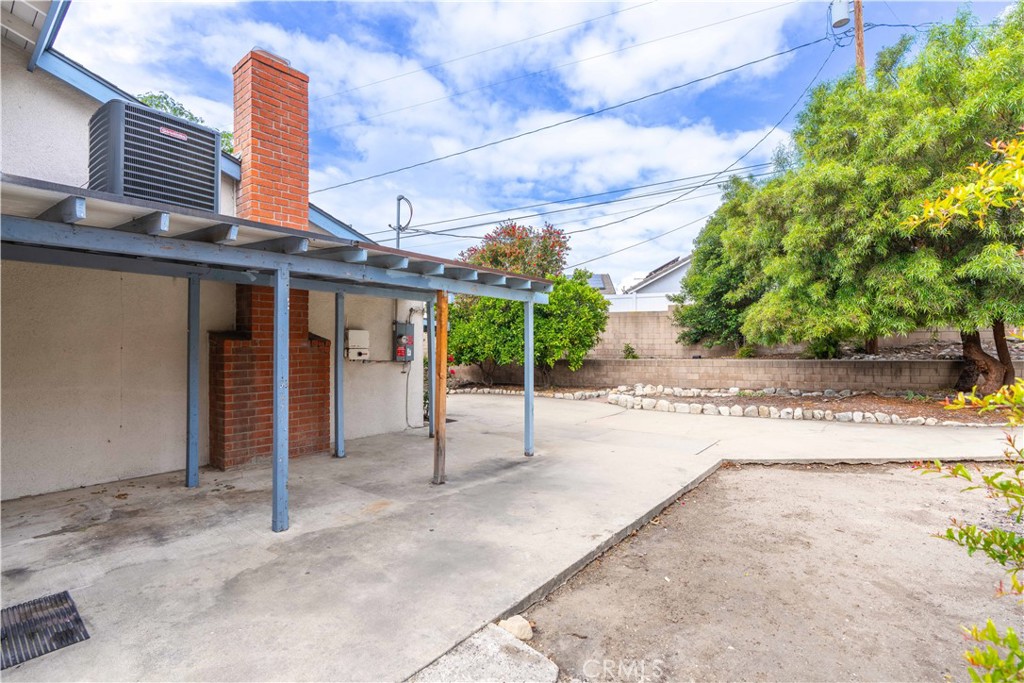 6320 Topaz Street Rancho Cucamonga, CA 91701 - Photo 23 of 32 Rear Patio