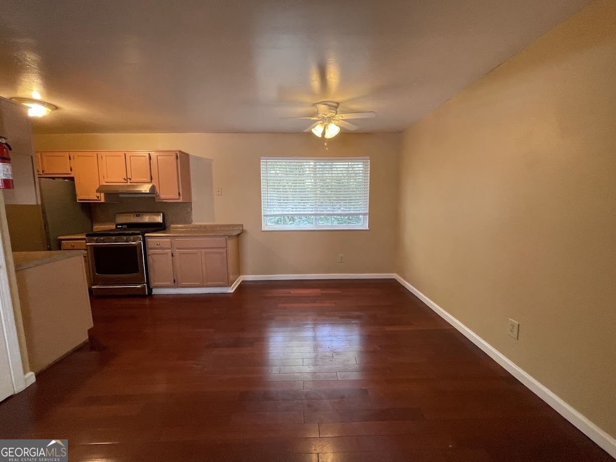 405 Fairburn Road Southwest, Unit 27 Atlanta, GA 30331 - Photo 2 of 12