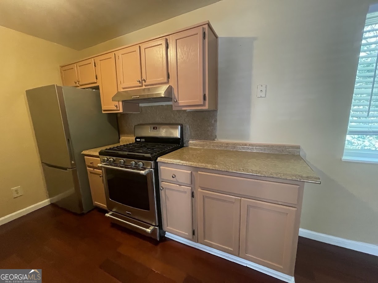 405 Fairburn Road Southwest, Unit 27 Atlanta, GA 30331 - Photo 3 of 12