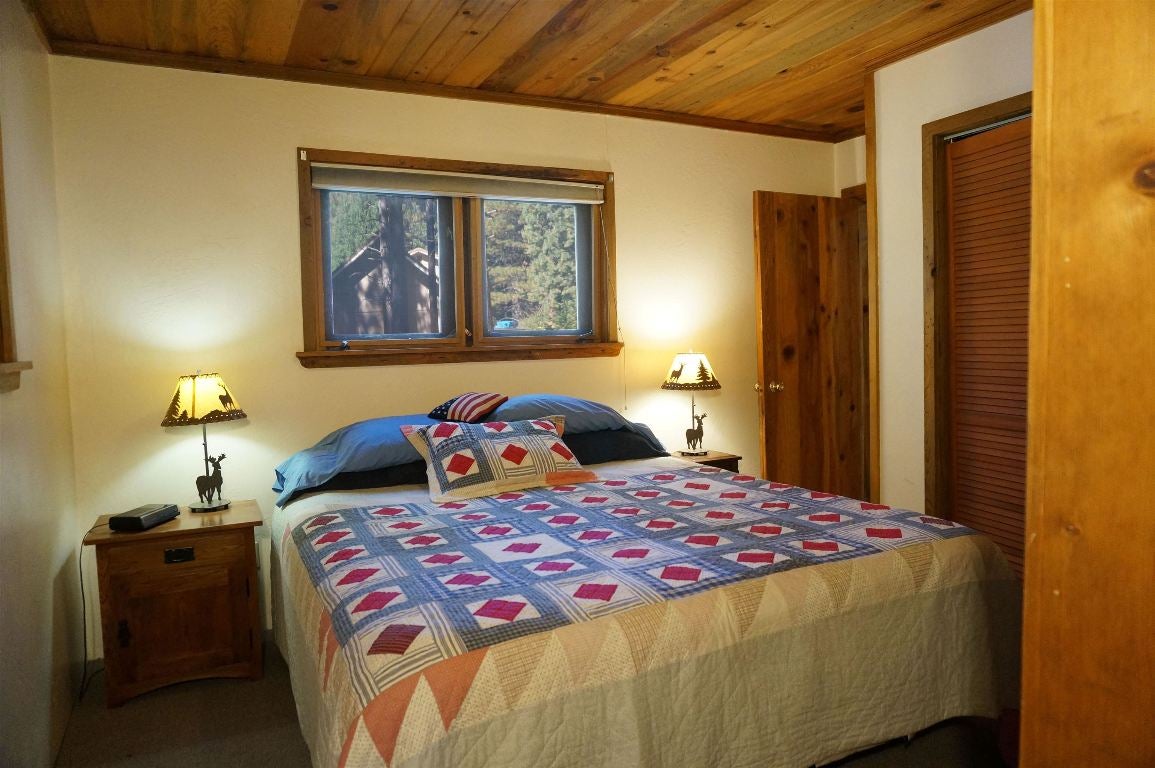 2834 South Old Stage Road Mount Shasta, CA 96067 - Photo 10 of 42 Gallery Image 10
