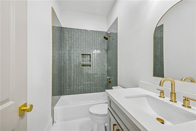 2337 Orleans Street Mandeville, LA 70448 - Photo 14 of 31