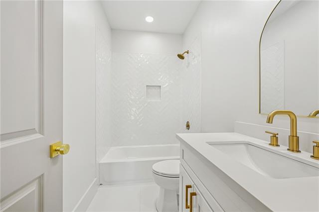 2337 Orleans Street Mandeville, LA 70448 - Photo 26 of 31