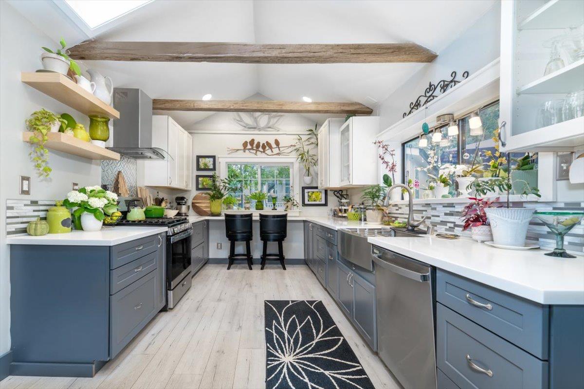 12688 Valley View Road Nevada City, CA 95959 - Photo 1 of 53