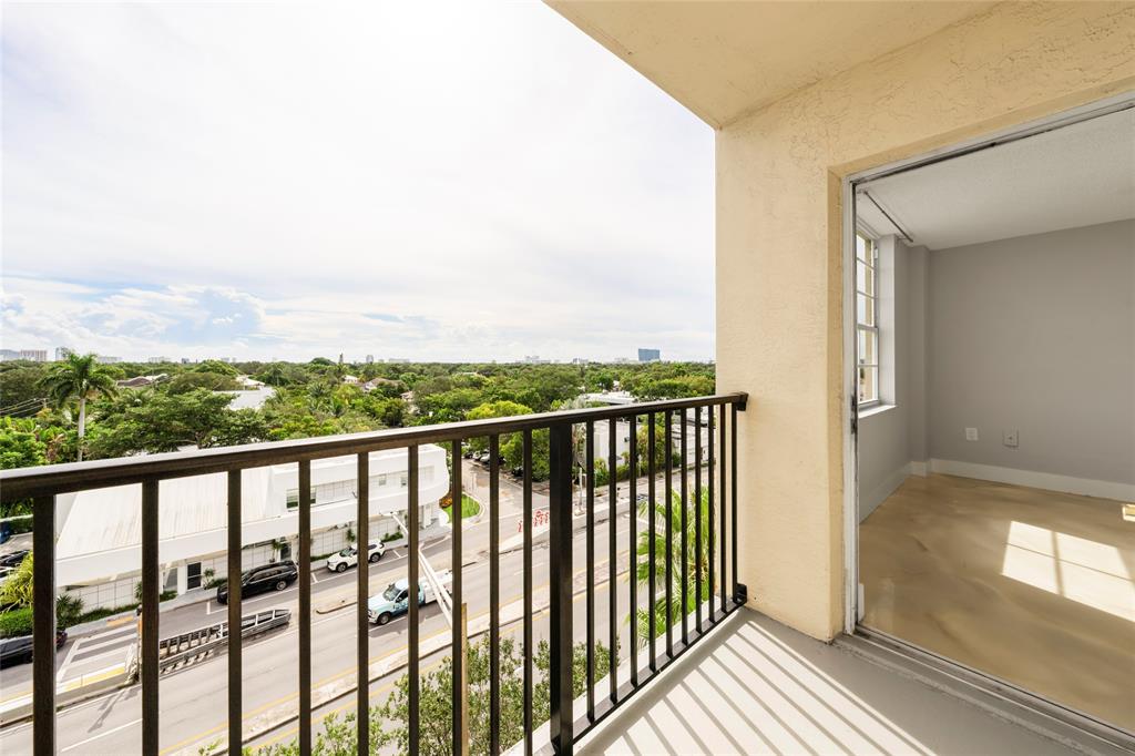 520 Southeast 5th Avenue, Unit 1504 Fort Lauderdale, FL 33301 - Photo 25 of 53 a view of city with balcony