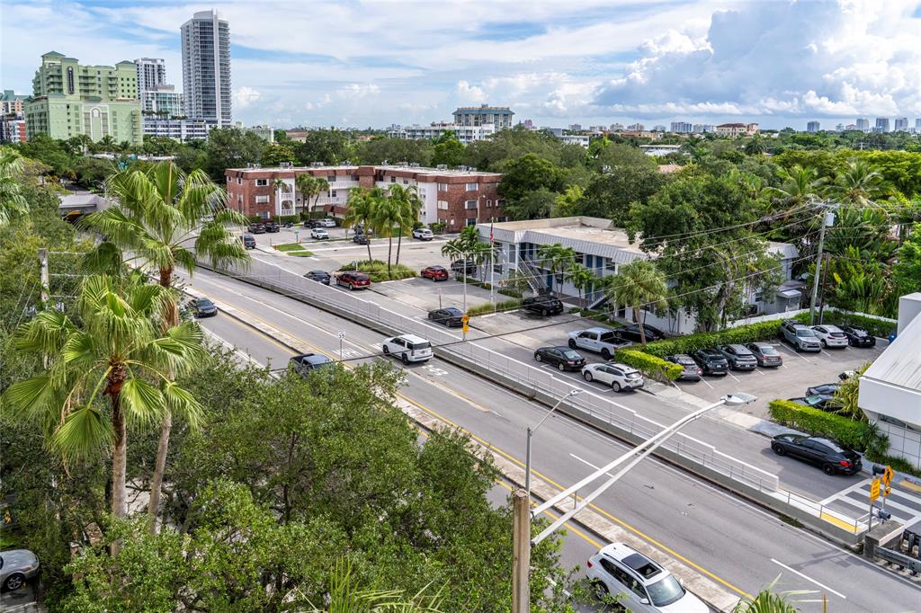 520 Southeast 5th Avenue, Unit 1504 Fort Lauderdale, FL 33301 - Photo 26 of 53 a view of a city with tall buildings