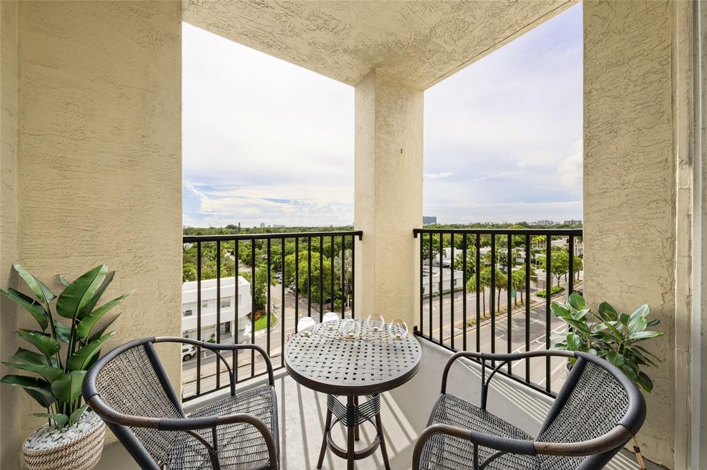 520 Southeast 5th Avenue, Unit 1504 Fort Lauderdale, FL 33301 - Photo 6 of 53 a view of a room with furniture and wooden floor