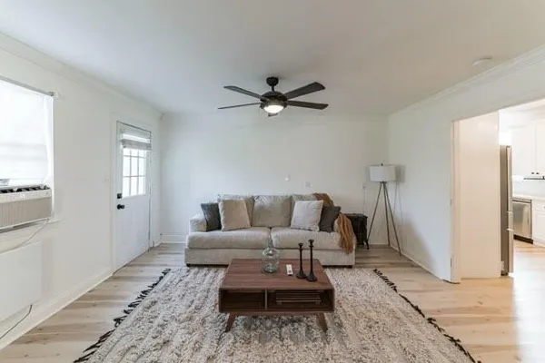 $1,850 | 616 Lebeau Street, Unit A, Arabi, LA 70032