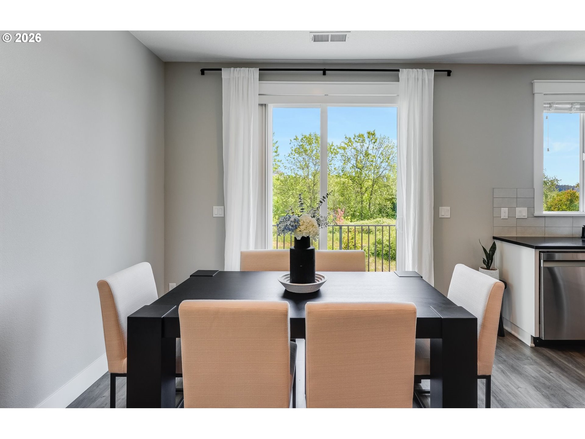 12170 Southwest 173rd Terrace Beaverton, OR 97007 - Photo 10 of 36