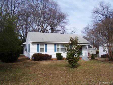 2926 Pinehurst Road Richmond, VA 23228 - Photo 1 of 1 Exterior Front - Front