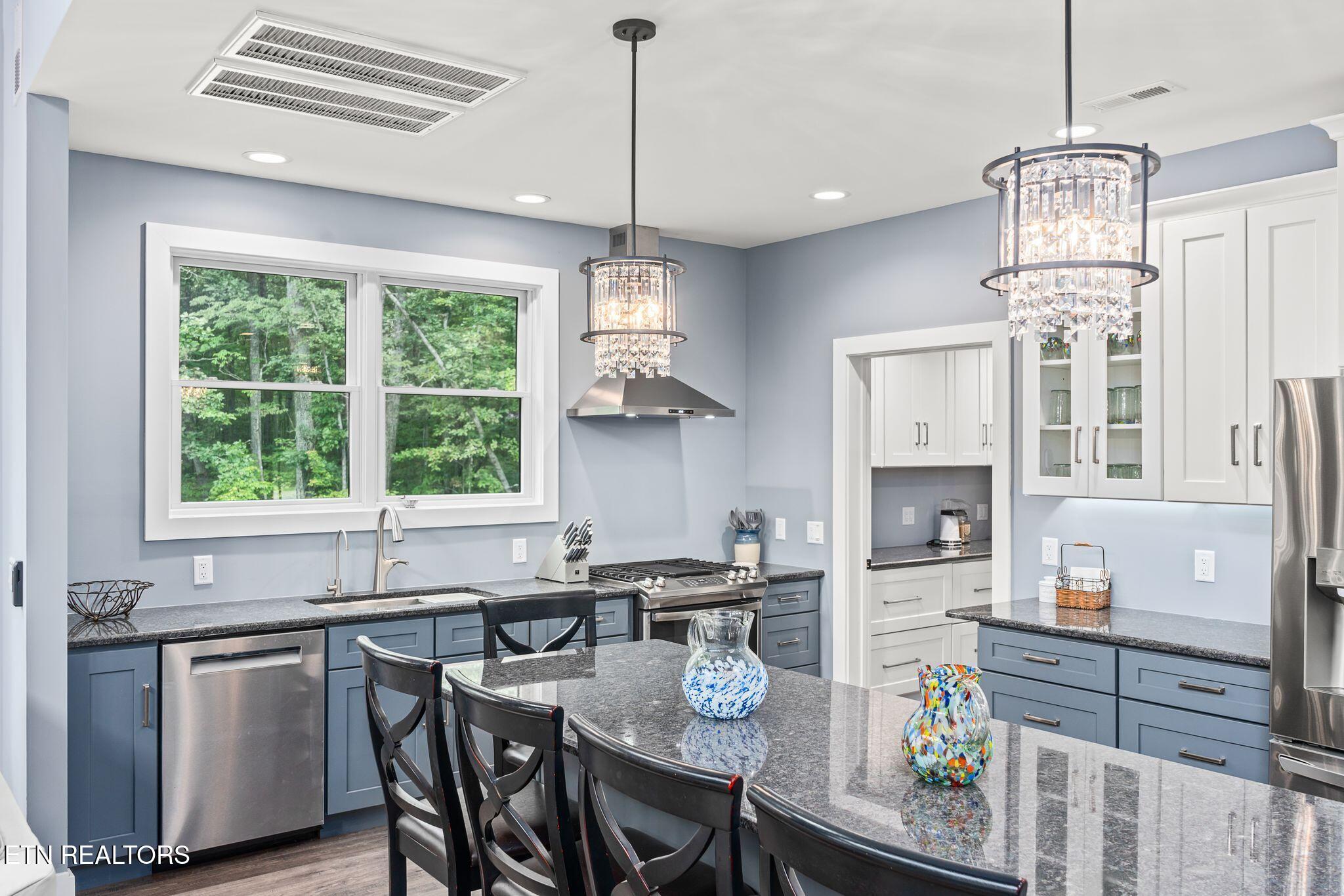 1532 East Overlook Road Monterey, TN 38574 - Photo 8 of 60 1532 E Overlook Rd-448