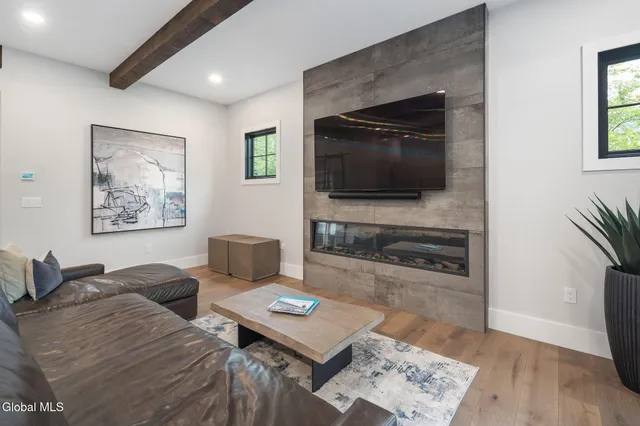 $1,990,000 | 19 Aurora Avenue, Saratoga Springs, NY 12866