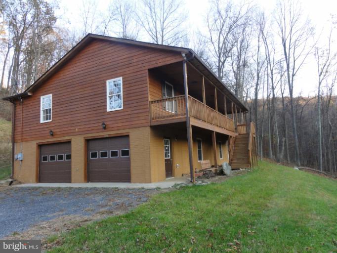 205 Lookout Point Way Linden, VA 22642 - Photo 1 of 22 Exterior (Front)