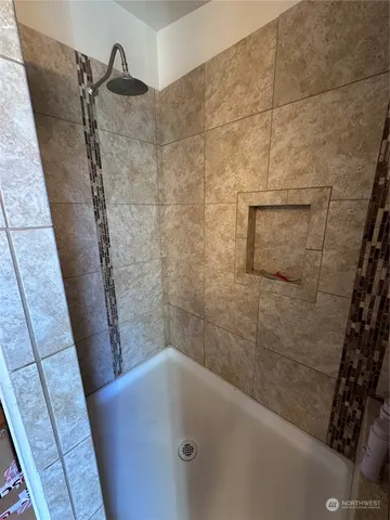 $699,999 | 706 Centerville Highway, Lyle, WA 98635