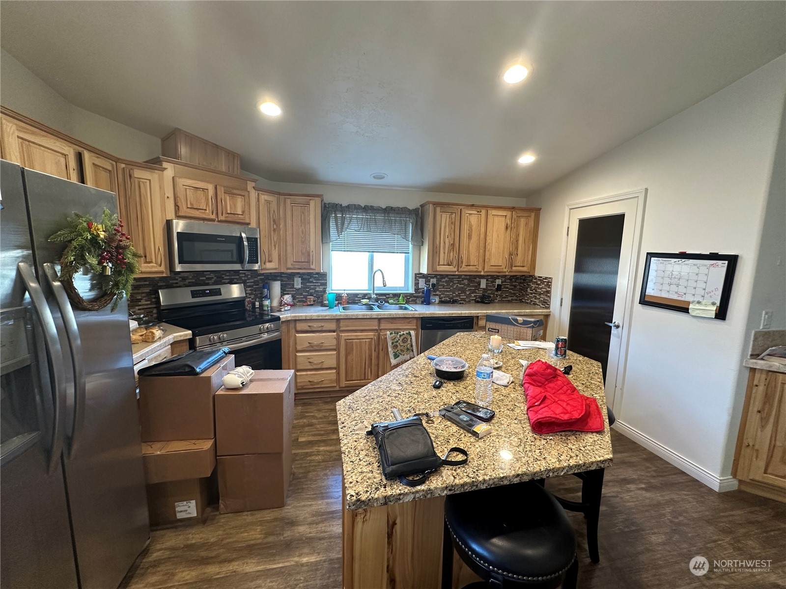 706 Centerville Highway Lyle, WA 98635 - Photo 4 of 29