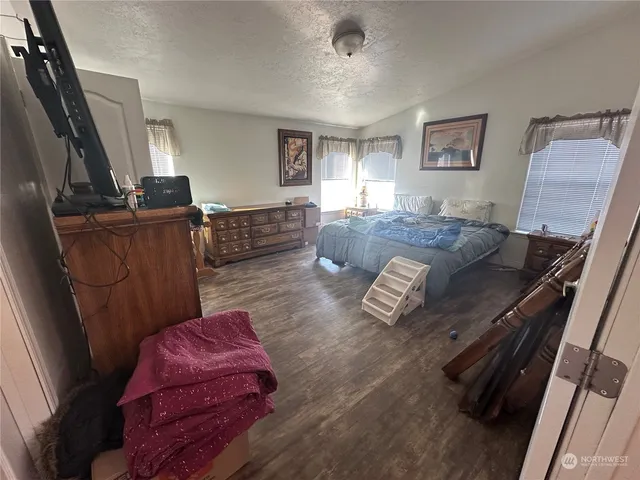 $699,999 | 706 Centerville Highway, Lyle, WA 98635