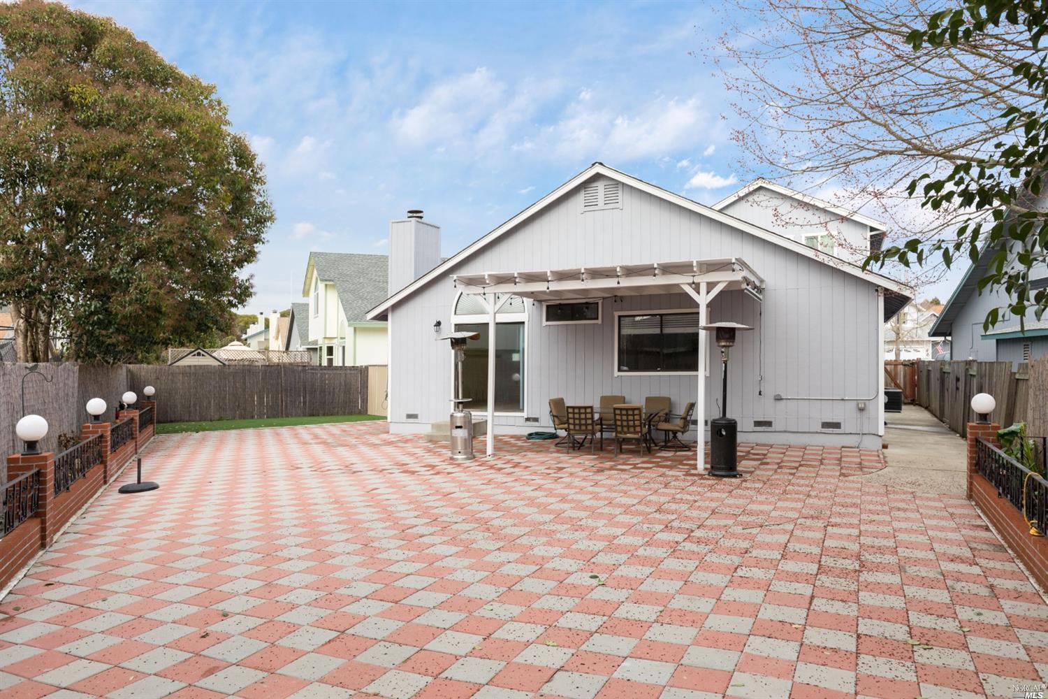 7451 Michael Way Rohnert Park, CA 94928 - Photo 2 of 2