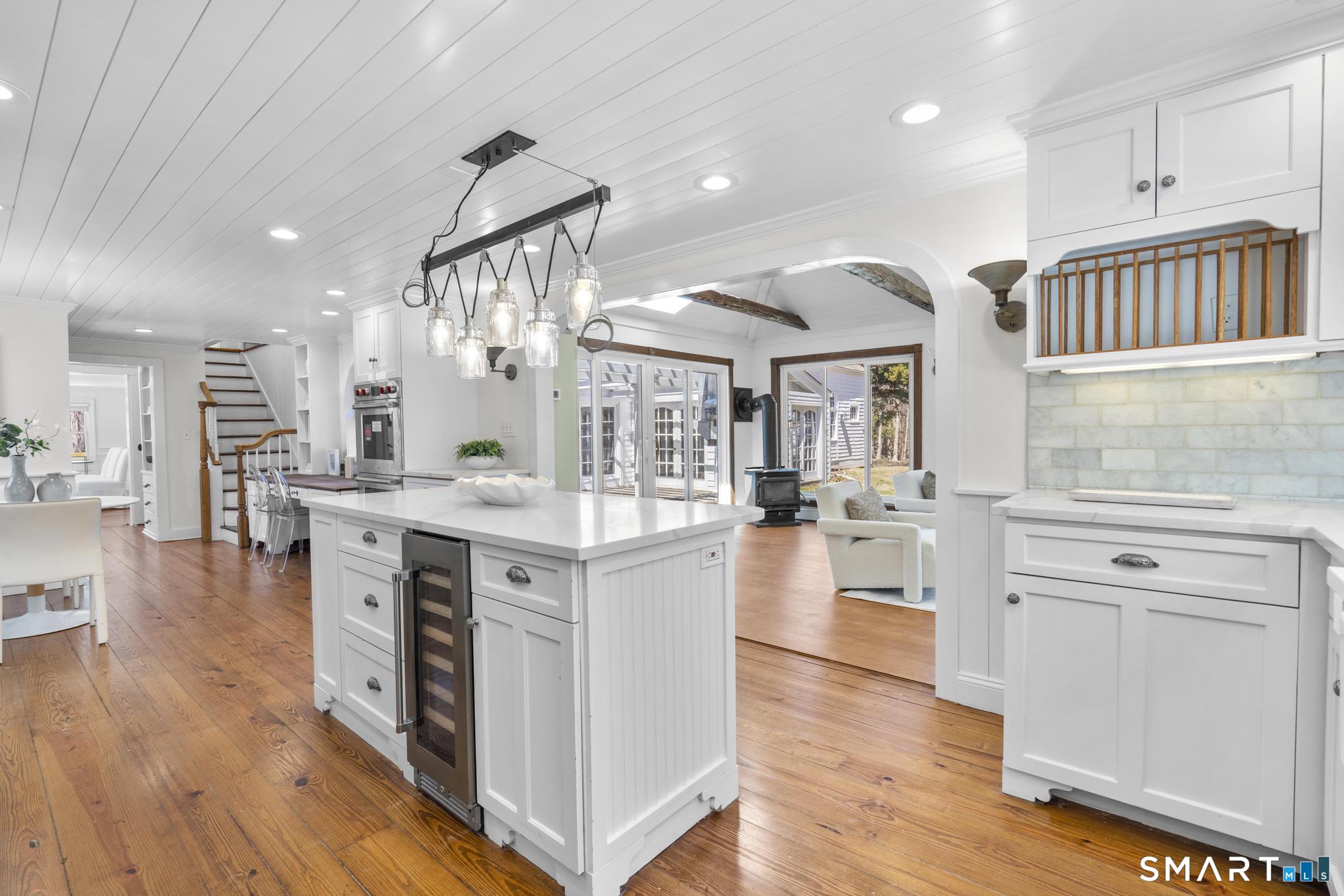 1090 Ridgefield Road Wilton, CT 06897 - Photo 8 of 37