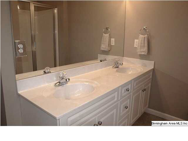 1012 Riviera Drive Calera, AL 35040 - Photo 13 of 20