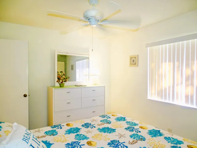 $1,700 | 409 Pine Glen Lane, Unit A2, Greenacres, FL 33463