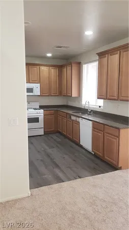 $1,950 | 7510 Perla Del Mar Avenue, Las Vegas, NV 89179