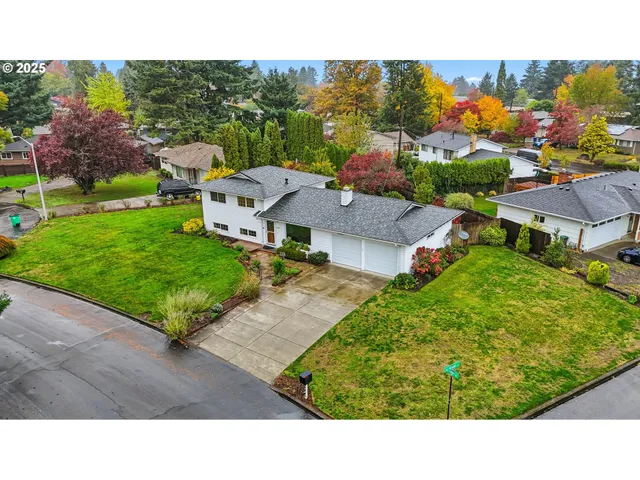 a black and white photo of a house