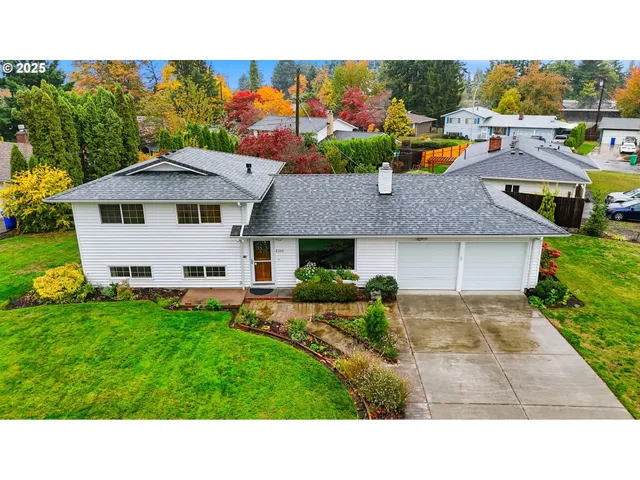 a picture of a house with a yard