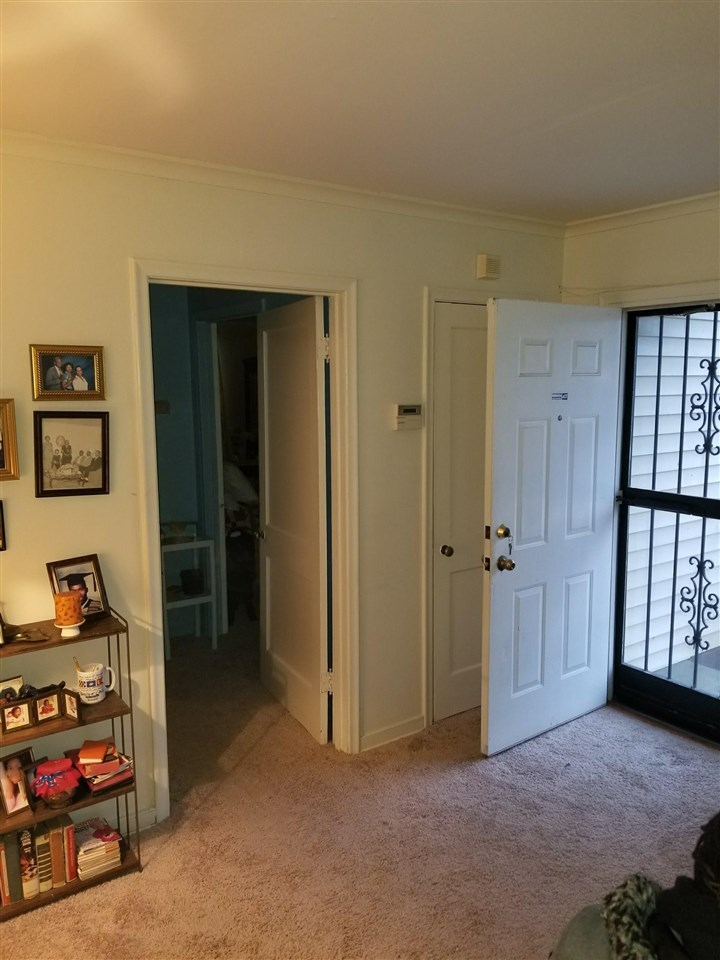 325 Dixie Road Memphis, TN 38109 - Photo 6 of 8
