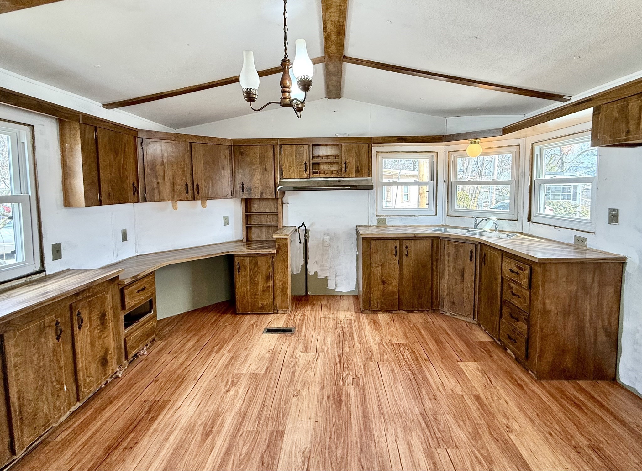 1760 Westover Road, Unit 50 Chicopee, MA 01020 - Photo 5 of 19 Gallery Image 5