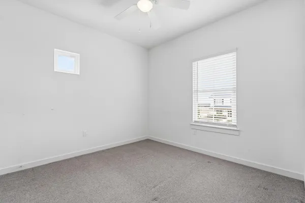 $2,400 | 10928 Norwich Avenue, Lubbock, TX 79424