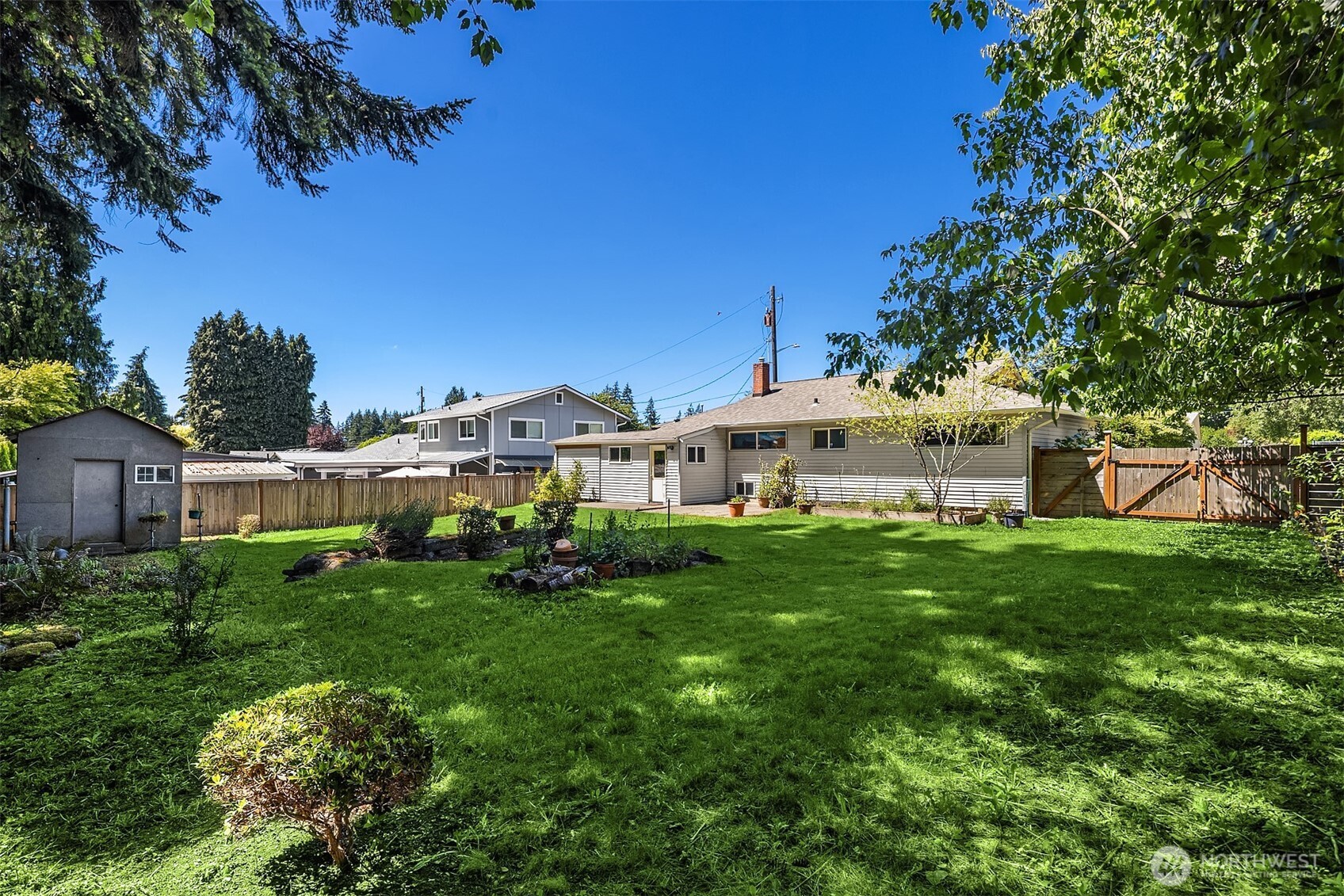 4009 Northeast 23rd Place Renton, WA 98056 - Photo 3 of 19