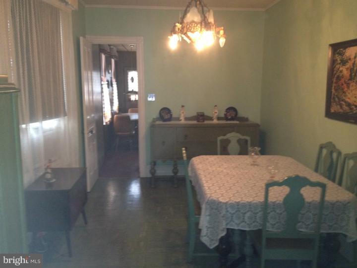 914 Robeson Street Reading, PA 19604 - Photo 3 of 4 Dining Room