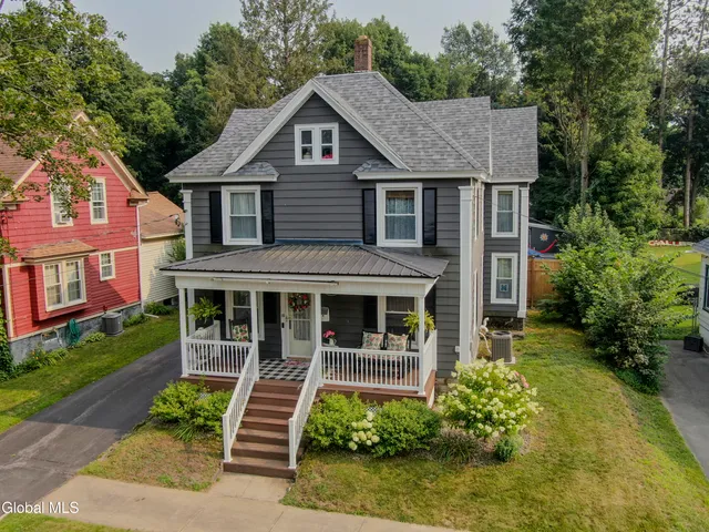 $299,900 | 10 North Boulevard, Gloversville, NY 12078