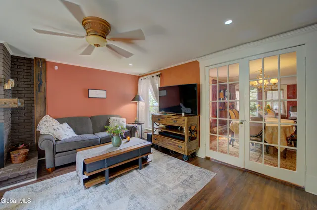 $299,900 | 10 North Boulevard, Gloversville, NY 12078