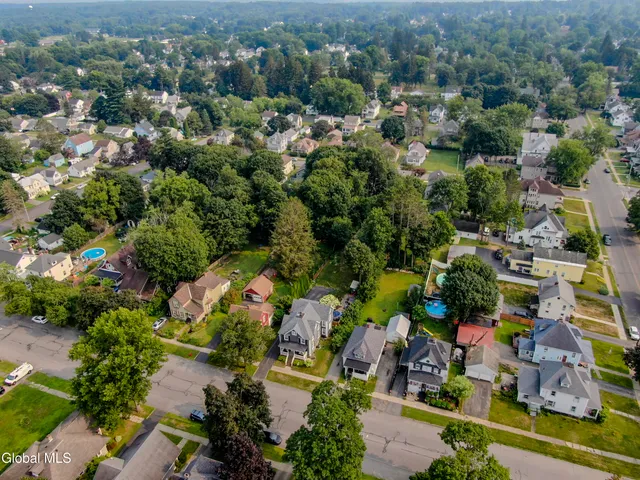 $299,900 | 10 North Boulevard, Gloversville, NY 12078