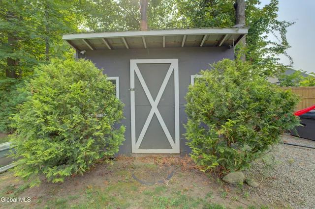 $299,900 | 10 North Boulevard, Gloversville, NY 12078