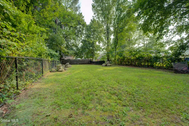 $299,900 | 10 North Boulevard, Gloversville, NY 12078