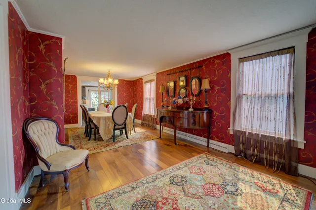 $299,900 | 10 North Boulevard, Gloversville, NY 12078