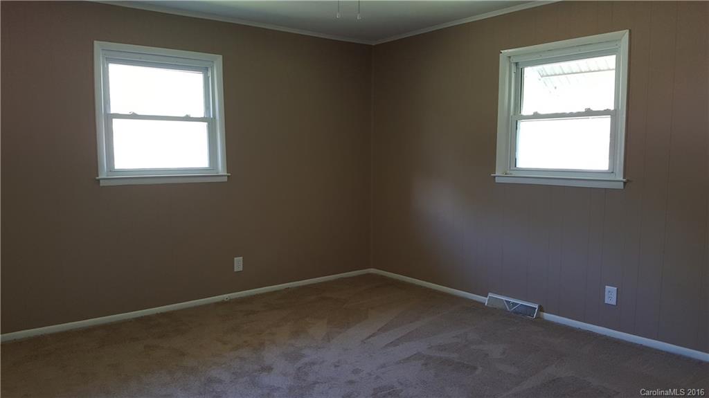 2138 Reeves Road Lancaster, SC 29720 - Photo 7 of 12 Gallery Image 7