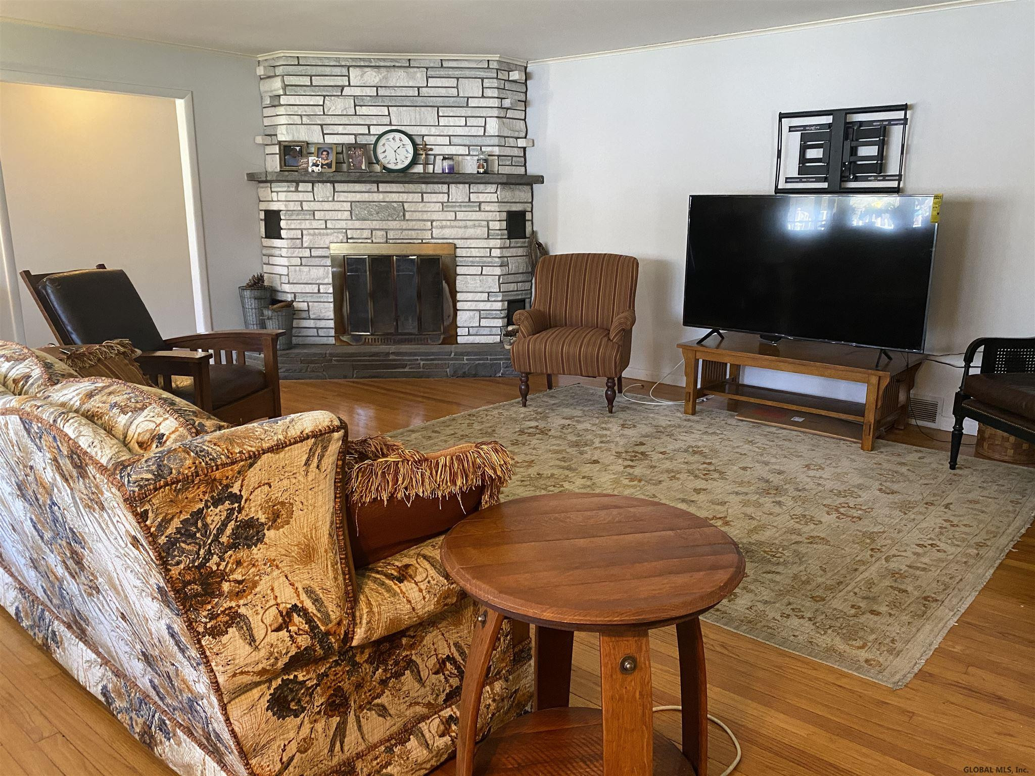 29 Upper Parker Road Bethlehem, NY 12158 - Photo 3 of 30 Photo 5