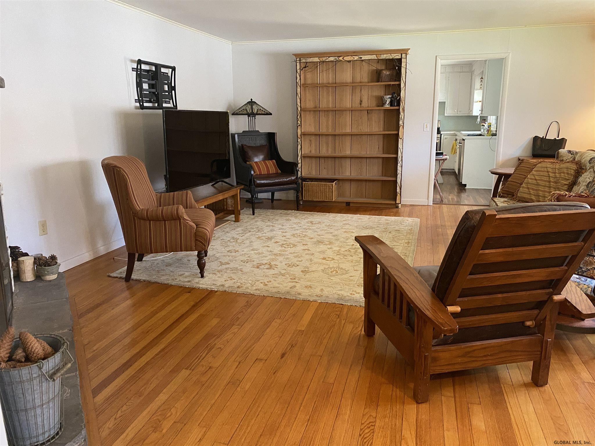 29 Upper Parker Road Bethlehem, NY 12158 - Photo 4 of 30 Photo 6